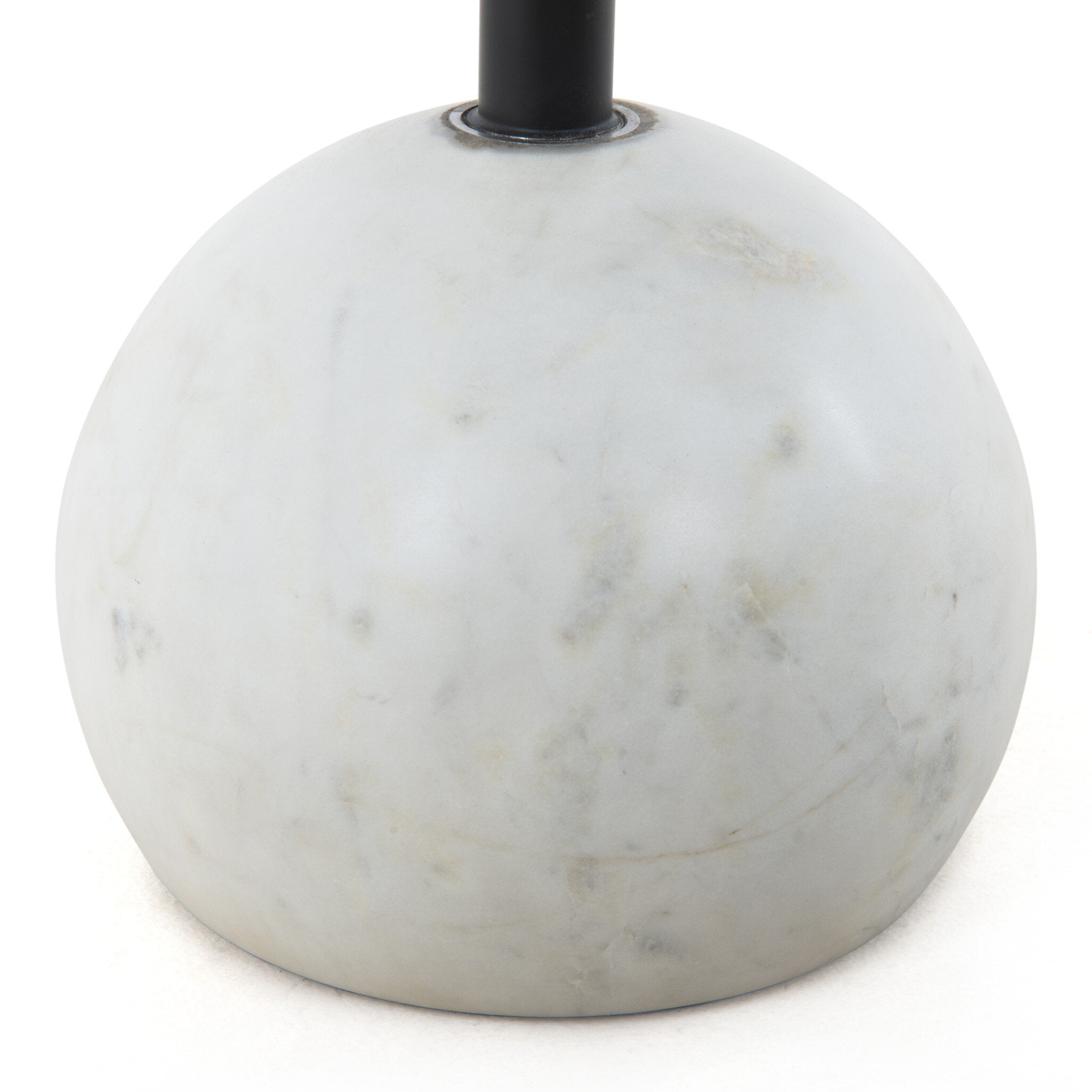Shop lighting and discover room and home design services in the Arlington Heights area. MegMade designs has been featured in DIY magazine for their transitional victorian home design style. Visit the MegMade store in the River North - Chicago area.