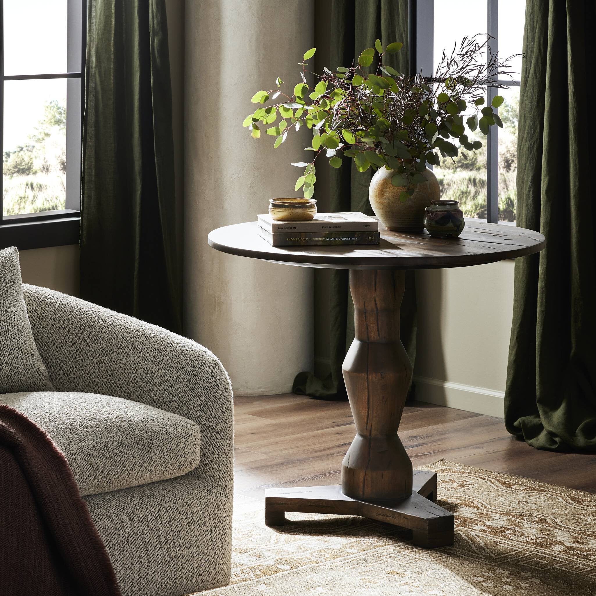 Shop lighting and discover room design services in the Boston area. MegMade designs has been featured in DIY magazine for their minimalist farmhouse home design style. Visit the MegMade store in the Crystal Lake - Chicago area.