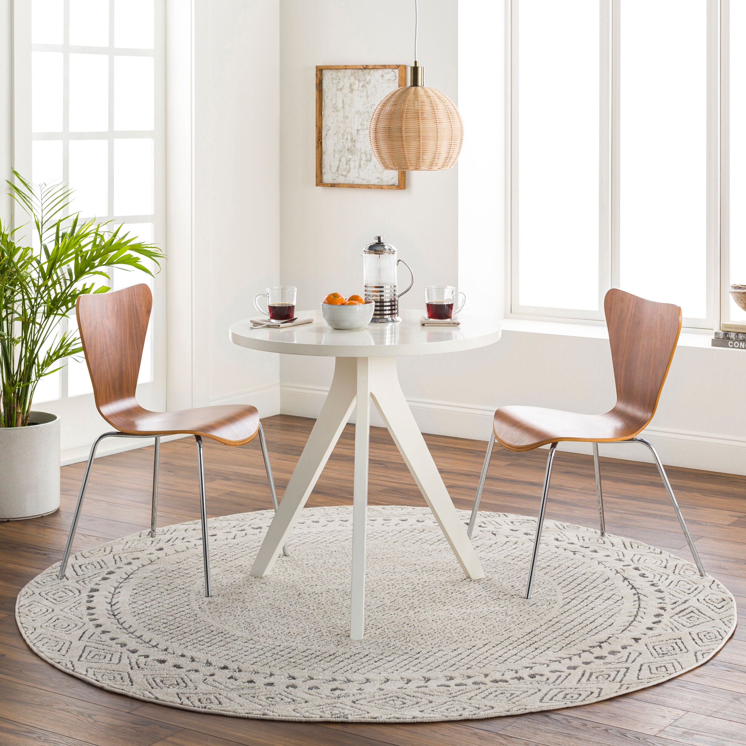 Shop chairs and discover remodeling services in the San Francisco area. MegMade designs has been featured in HGTV magazine for their one-of-a-kind before / after home design style. Visit the MegMade store in the Streeterville - Chicago area.