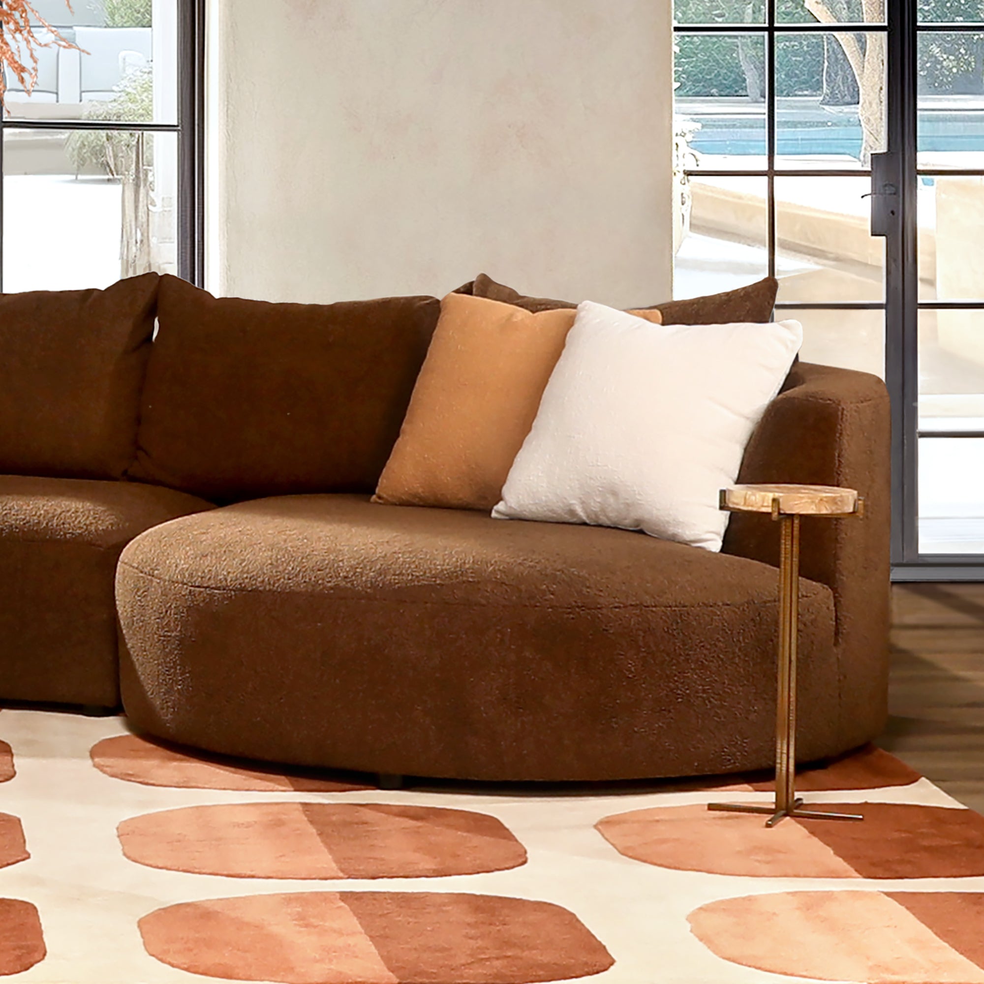 Shop cabinets and discover interior design services in the Arlington Heights area. MegMade designs has been featured in HGTV television for their minimalist farmhouse home design style. Visit the MegMade store in the Lincoln Park - Chicago area.