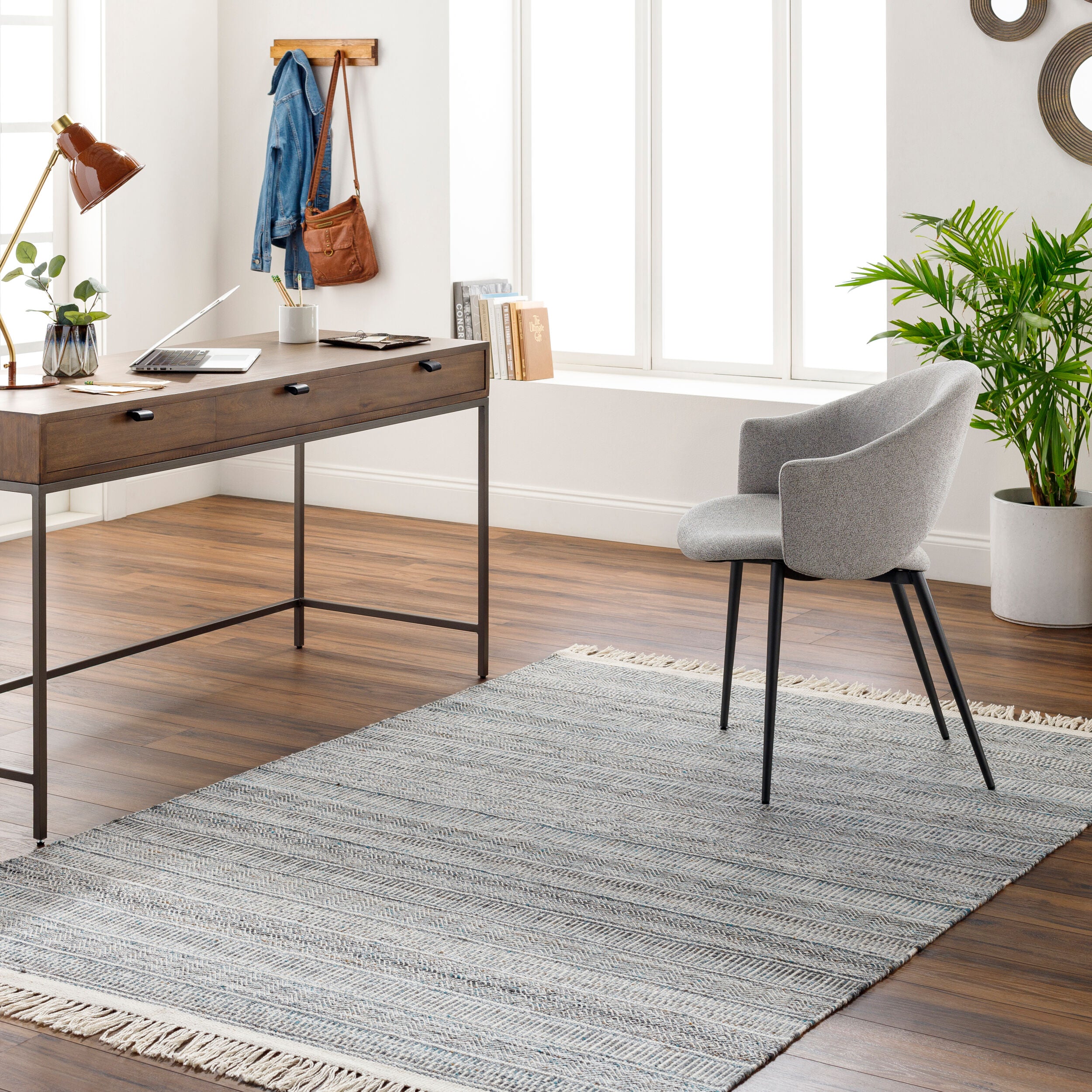 Shop credenzas and discover room and home design services in the Des Moines area. MegMade designs has been featured in DIY magazine for their modern traditional cape cod home design style. Visit the MegMade store in the Gold Coast - Chicago area.