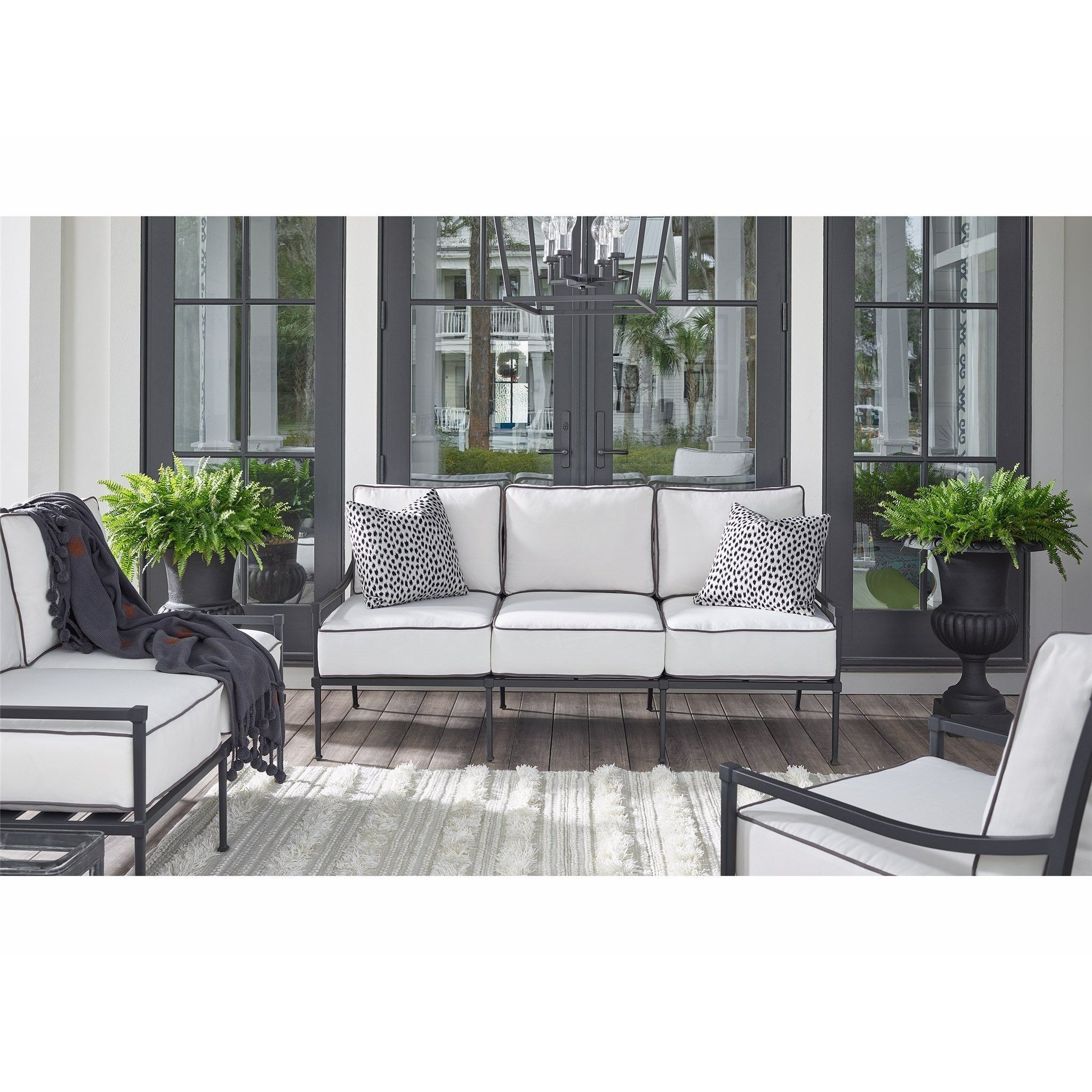 Shop furniture and discover furniture makeover services services in the Austin area. MegMade designs has been featured in Wall Street Journal for their minimalist mid-century modern home design style. Visit the MegMade store in the Lakeview - Chicago area.